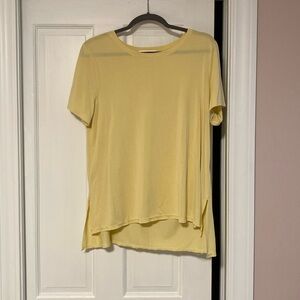 MOD on trend yellow, very soft tshirt